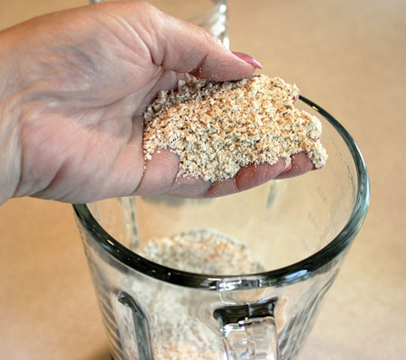 http://jillee_uploads.s3.amazonaws.com/2012/10/diy-oatmeal-packets-5.jpg